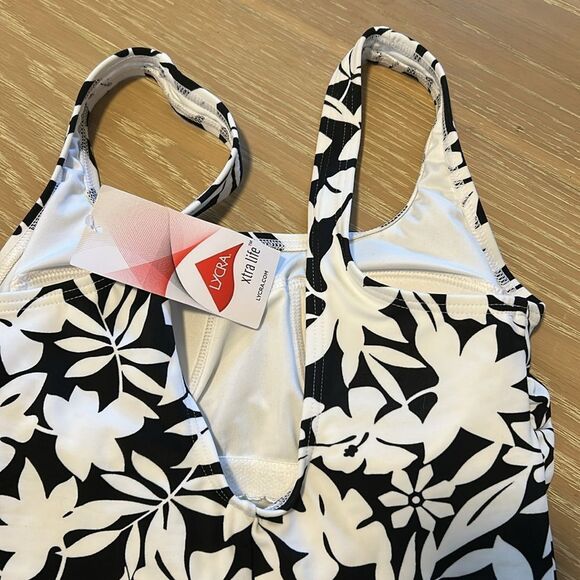 Lands' End Tank Soft Cup One Piece Swimsuit Black Havana Floral, size 4, NWT - Picture 6 of 8